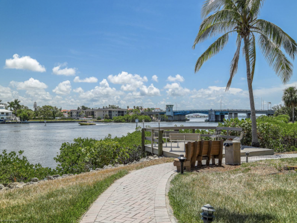 Siesta Key Gem with 2 Bedrooms and Water Views